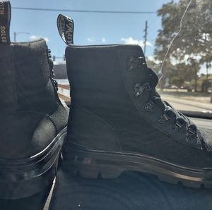 Dr.Martens Combs Womens Combat Boots